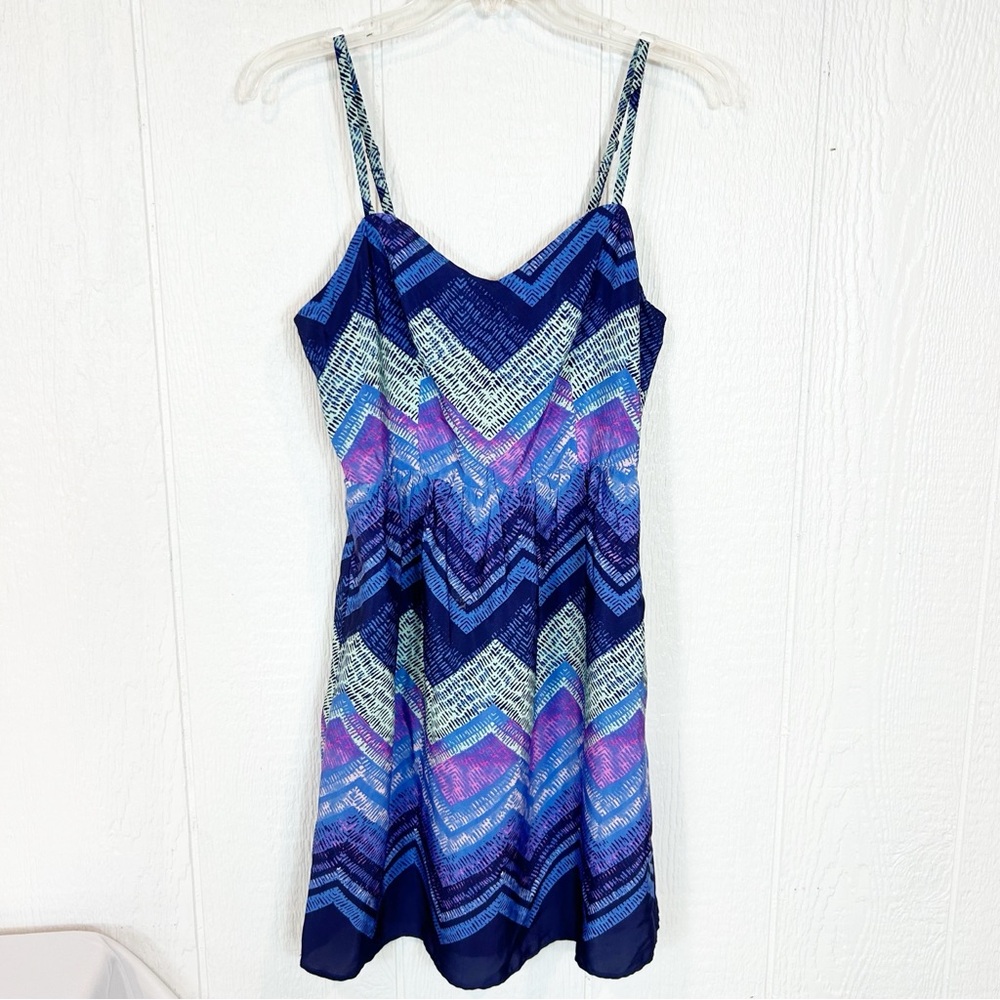 American Eagle Outfitters AEO Mini Dress With Back Cut Out Size 6
